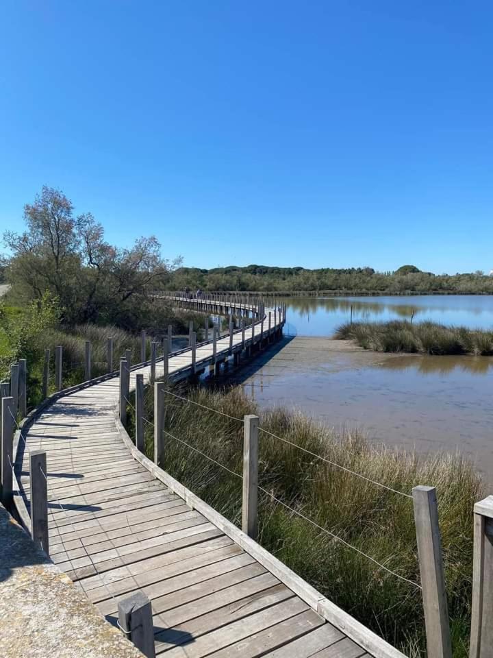 Location Gite En Provence Бокер Екстериор снимка