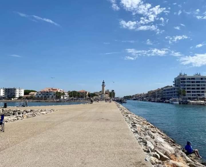 Location Gite En Provence Бокер Екстериор снимка