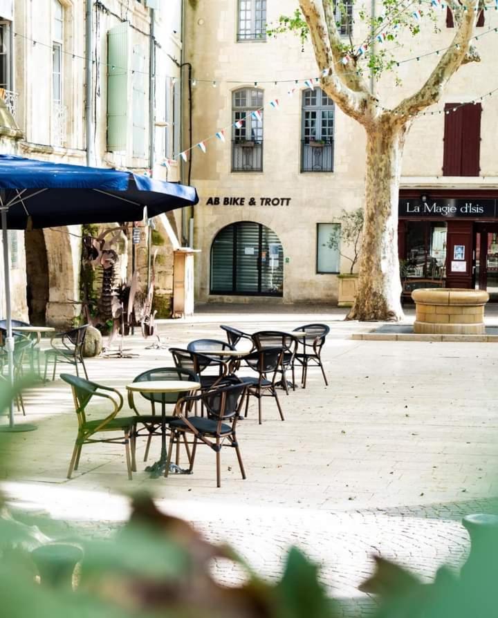 Location Gite En Provence Бокер Екстериор снимка