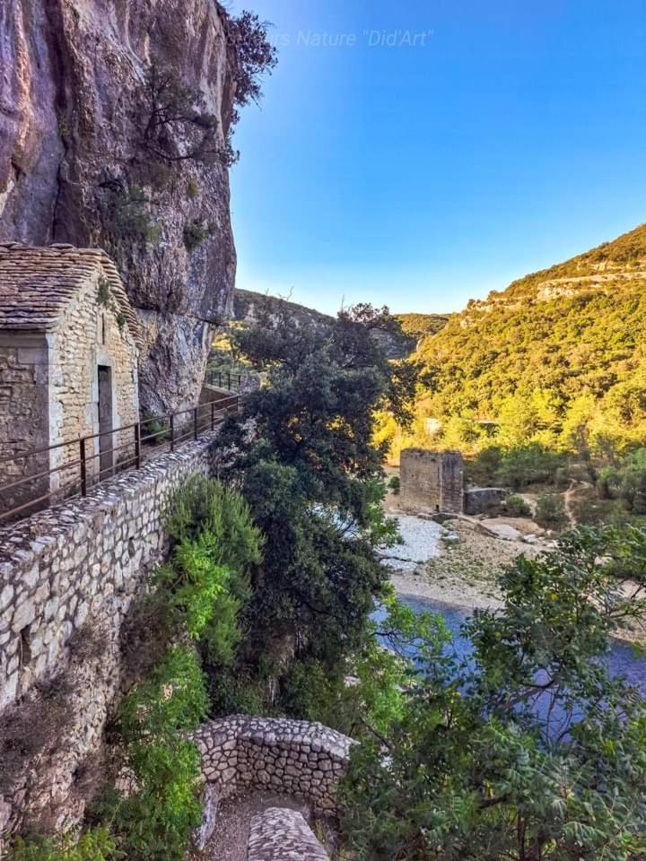 Location Gite En Provence Бокер Екстериор снимка